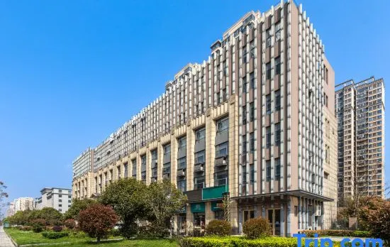 Yun Ting Hotel (Wuhan engineering technology college hotel)