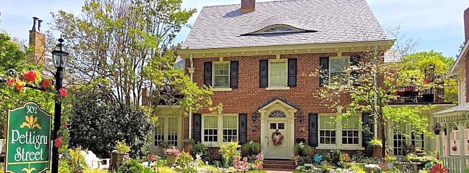 Pettigru Place Bed & Breakfast