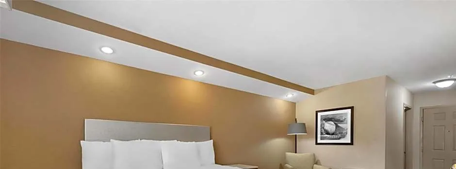 Best Western Cooperstown Inn & Suites