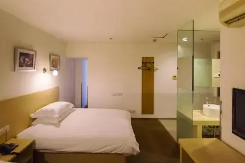 Motel Shanghai Hongqiao Traffic Hub National Convention and Exhibition Centre