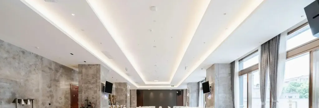 Newpinke Wuhu Hotel (Wuhan Yangtze New Area Wuhu Metro Station Branch)