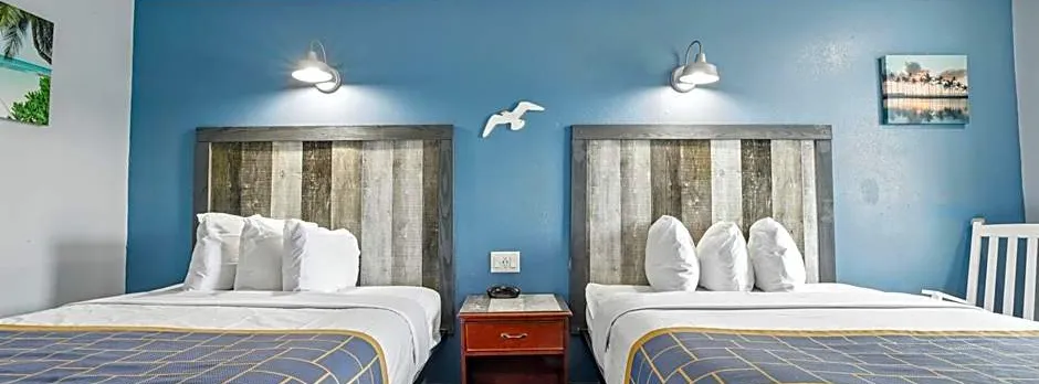 Days Inn & Suites by Wyndham Terre Haute