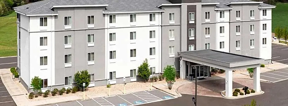 Garner Hotel Clarksville Northeast By IHG