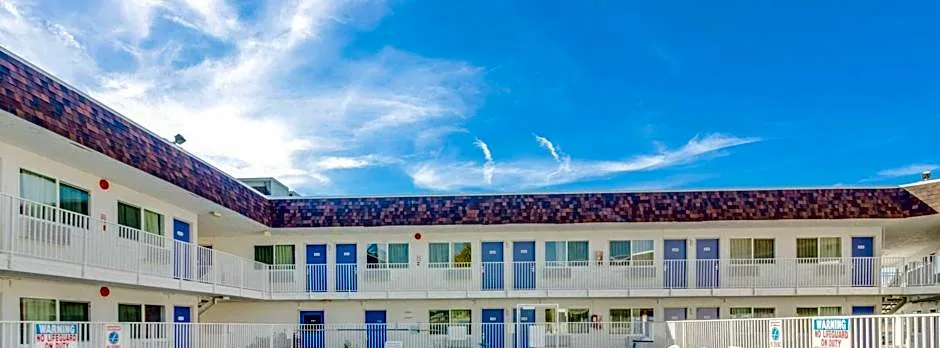 Motel 6-Moses Lake, WA