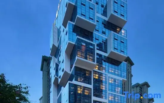 Yingju Hotel (Panda Base Branch)