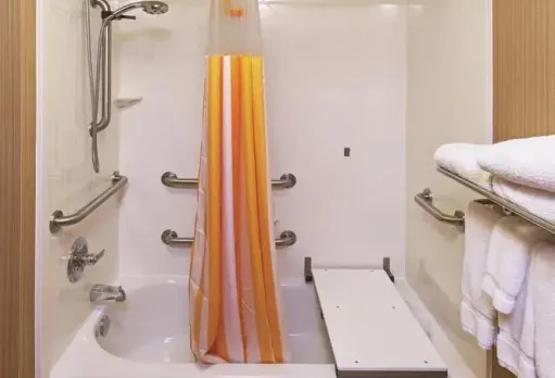 Comfort Suites