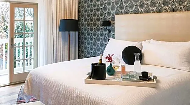El Dorado Hotel