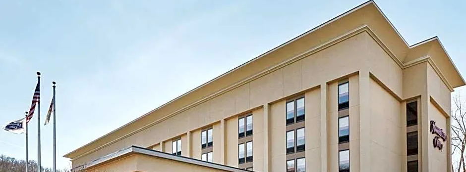 Hampton Inn Peoria-East at the Riverboat Casino