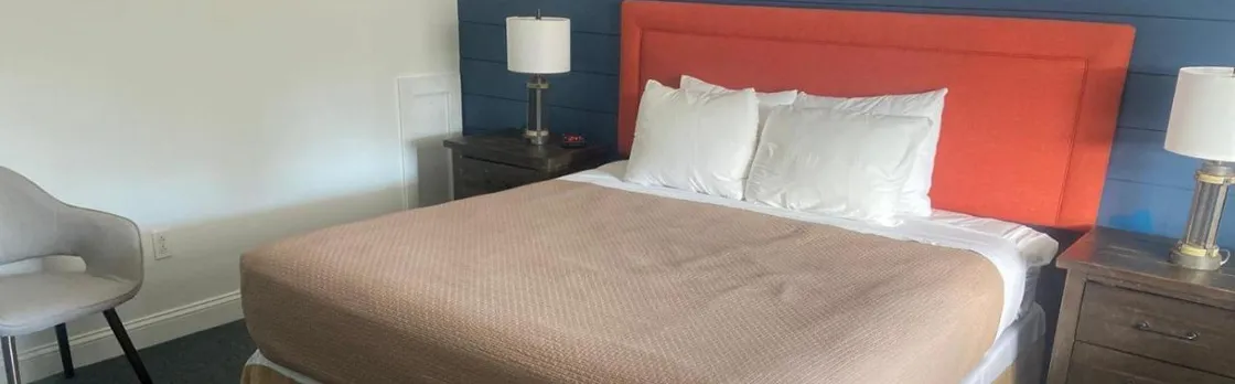 Flagship Inn & Suites