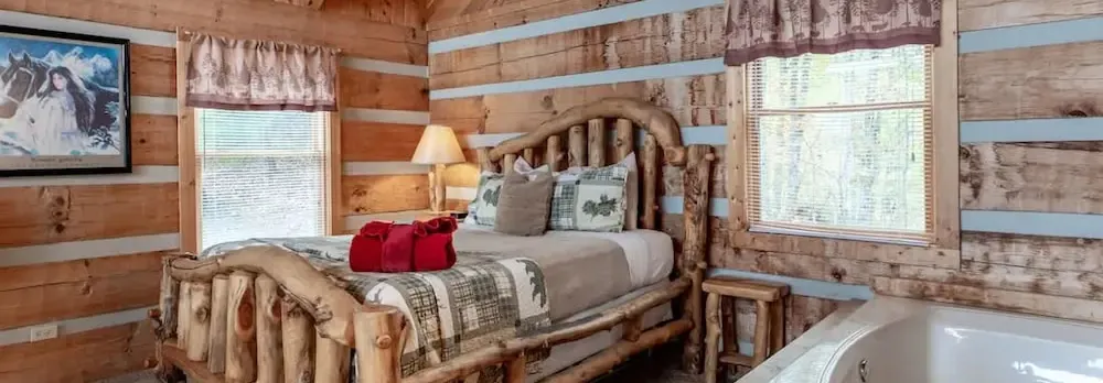 View Private Studio Cabin Hot Tub Relax Honeymoon