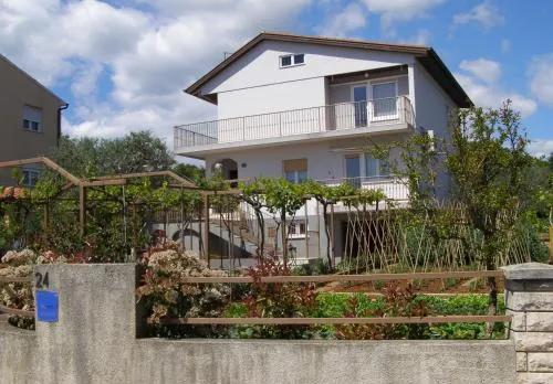 Apartment Vallelunga