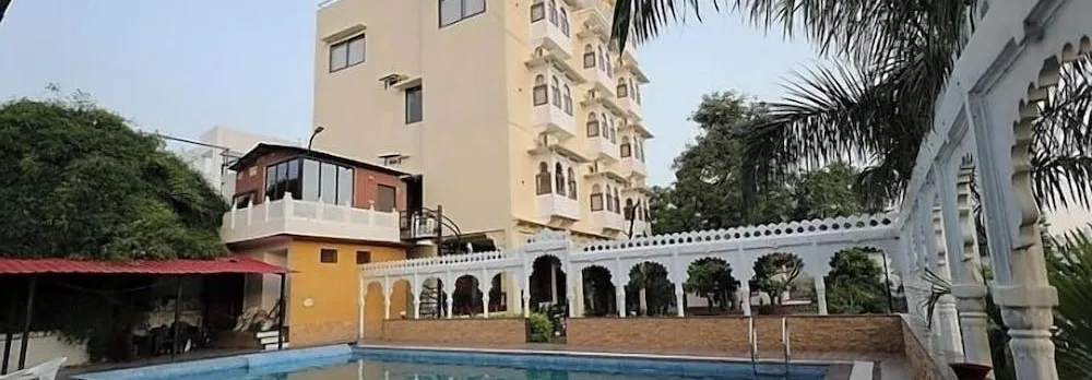 Manas Resort by Rudrakshi