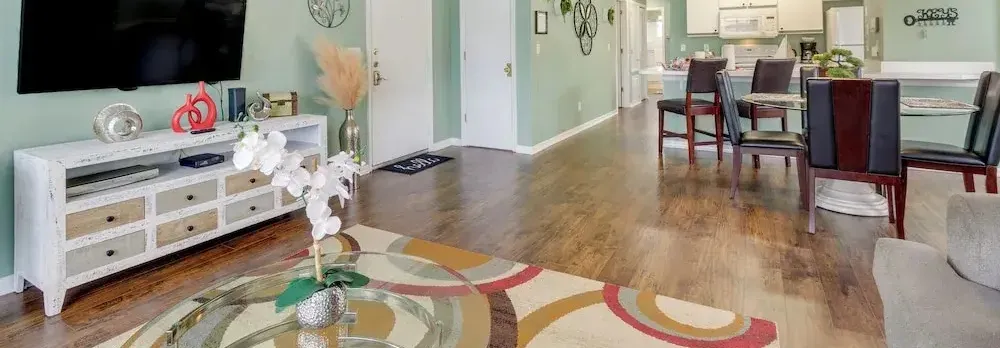 Family Escape w/ Pool Access: 7 Mi to Disney!