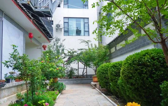 Lanshan Listening to the Wind · Snow Mountain Viewing and Vacation Beauty Hotel