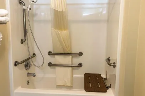 Boarders Inn & Suites by Cobblestone Hotels - Ashland City