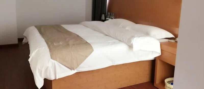 Greentree Inn Nanjing Jiangning District Jiulong Lake Subway Station Express Hotel