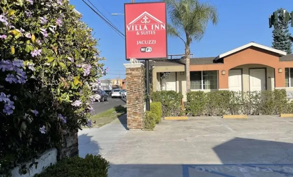 Villa Inn & Suites