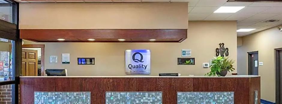Quality Inn & Suites Zanesville City Center
