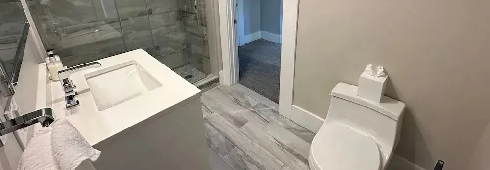 Entire Modern 7 Unit 7 Bath Boutique Inn