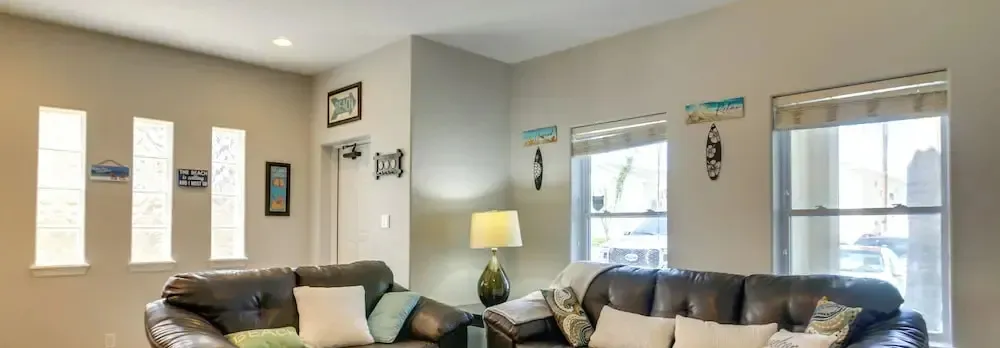 South Padre Island Condo w/ Shared Outdoor Pool!