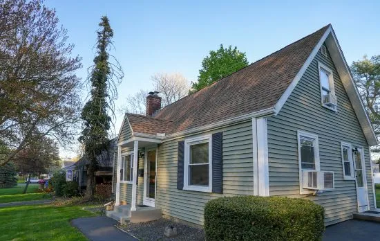 5•Star Fave Cape Cod Style Gem with Bedroom on the Main
