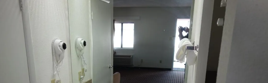 VIP Inn & Suites