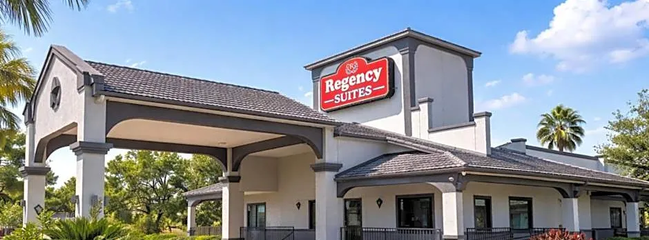 Hotel O Regency Suites Houston - IAH Beltway 8