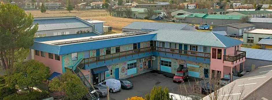 Ashland Commons Hostel