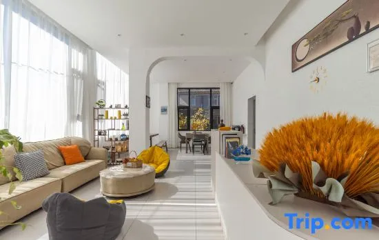 Mountain Front, Under the Moon | Valuri Breeze, Sea View Vacation Stay (Santorini Branch)
