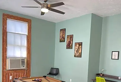 Chilled Pad 2 Blocks from the French Quarters