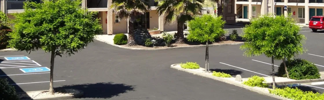 Cloverdale Wine Country Inn & Suites