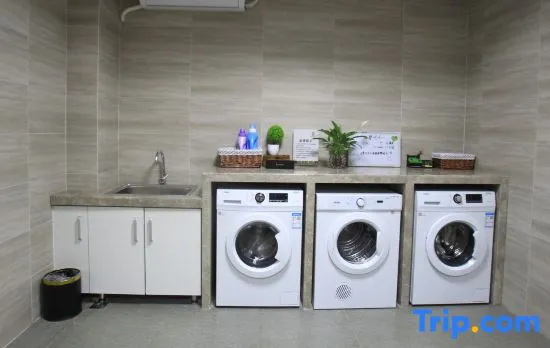 Homeinn Plus Hotel (Beijing Guangqumennei Subway Station Hongrun)