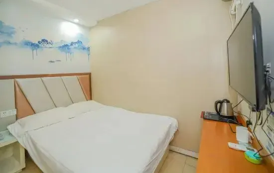 Shanghai Wangyue Hotel (Fangdian Road Subway Station)