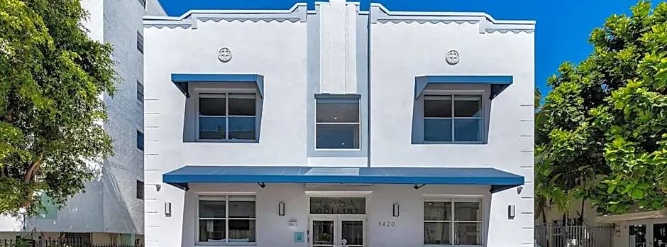Casa Collins