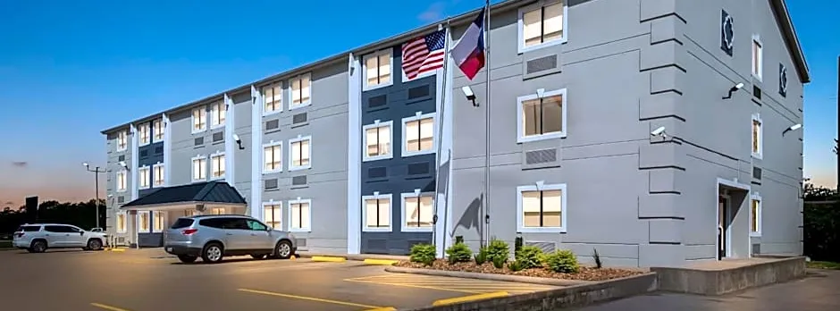 SureStay Hotel by Best Western Groves