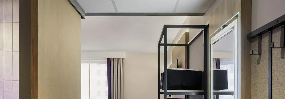 Premier Inn Glasgow City Centre South
