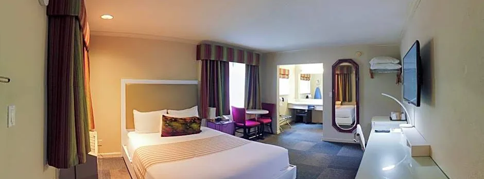 Inn at Golden Gate