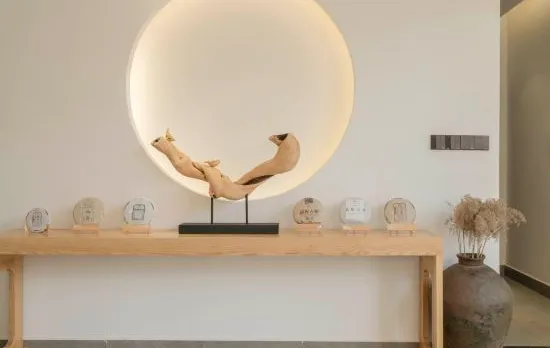 Floral Lux Hotel · living in another courtyard (Lijiang ancient city light luxury store)
