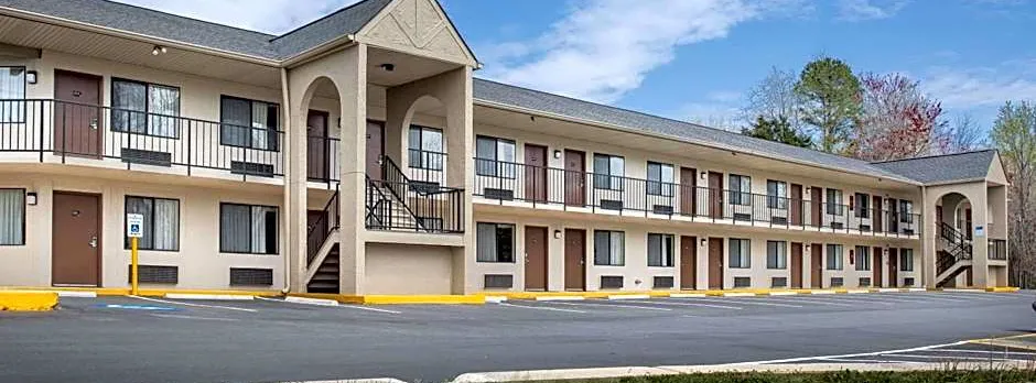 Super 8 by Wyndham Burlington NC
