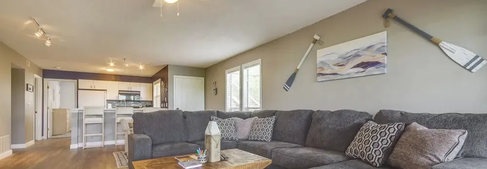 Osage Beach Condo w/ Private Deck & Lake Views!