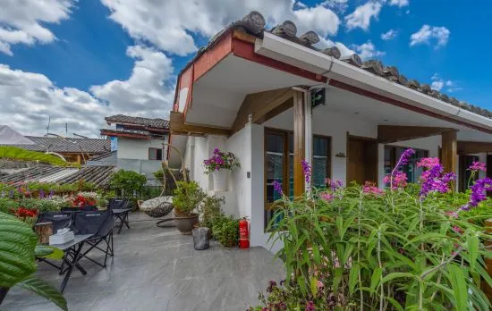 Liaofan Garden Courtyard Light Luxury Log Designer Meisu (Lijiang Ancient City Store)