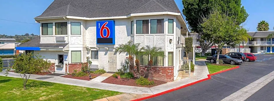 Motel 6-El Cajon, CA - San Diego