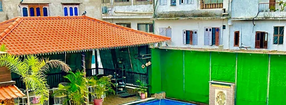 Hotel Grand Udaipur- Rooftop Cafe! swimming pool!