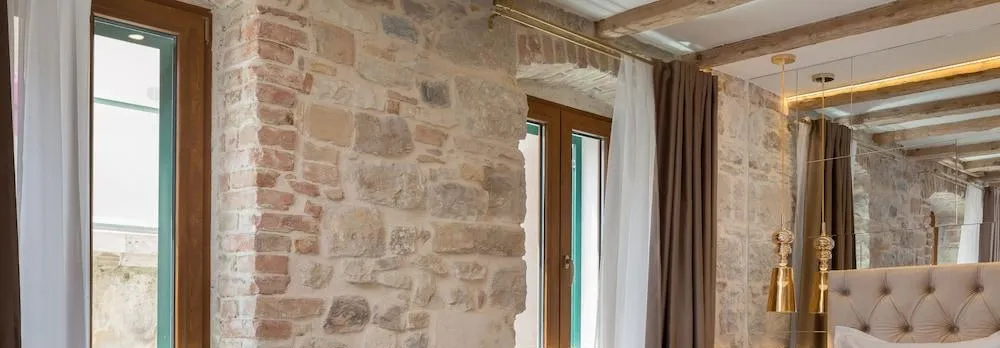 Le Premier Rooms (Adults only)