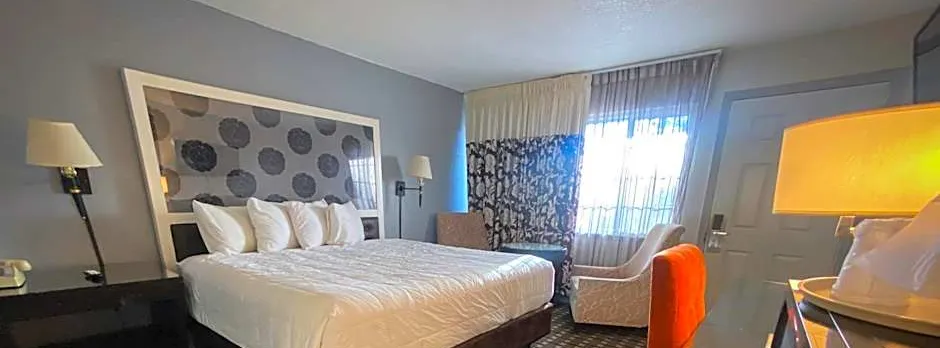 Budget INN At The Heavenly Gondola