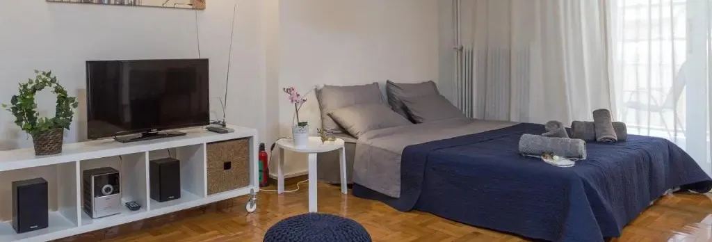 Elite Downtown Central 5th Floor Apartment