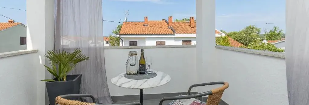Apartments Hrestak
