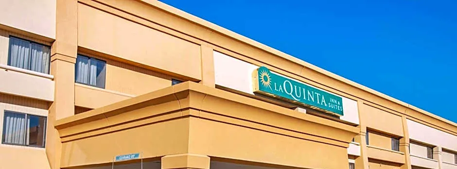 La Quinta Inn & Suites by Wyndham Albuquerque Journal Ctr Nw