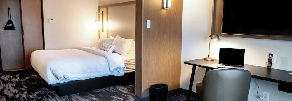 Fairfield Inn & Suites Richmond Airport