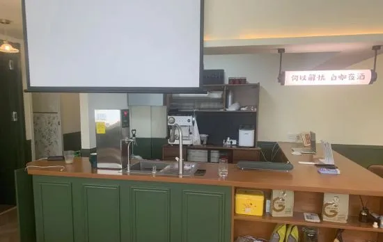 Cuan yue Space Youth Hostel (Laoximen Subway Station Branch)